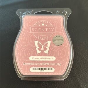 Scentsy Rosewood & Freesia Scent Bar